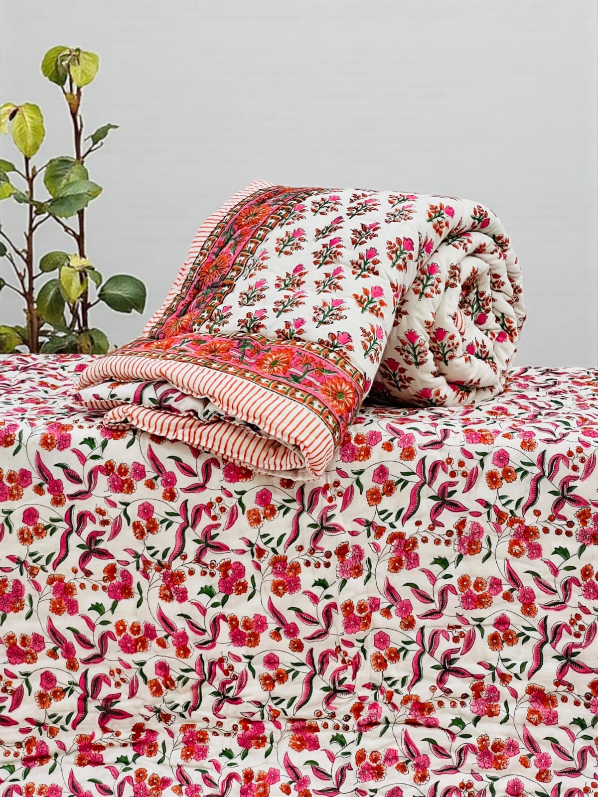 Phool Patti Printed White Quilt-Jaipur Wholesaler