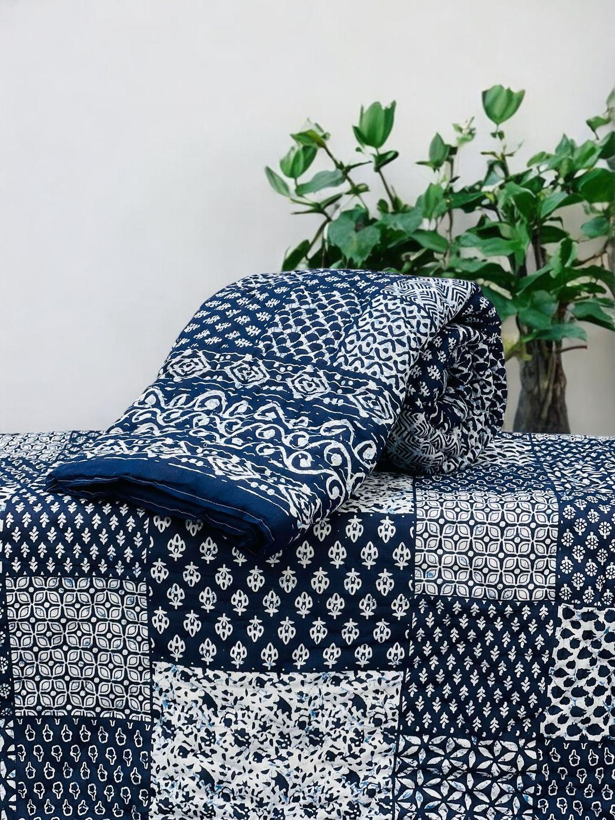 White And Dark Blue Printed Quilts-Jaipur Wholesaler