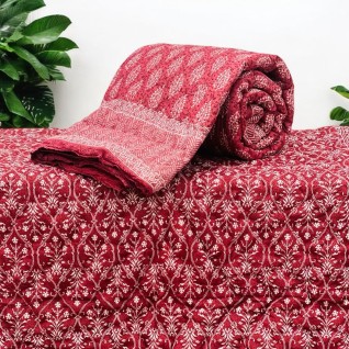 Maroon and White Printed Quilt