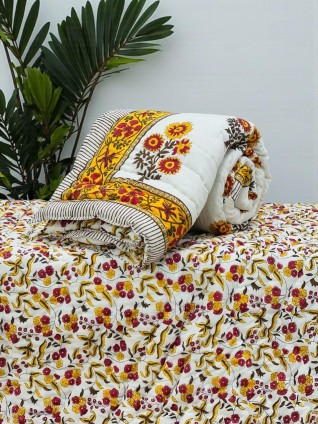 White Yellow Print Cotton Quilts